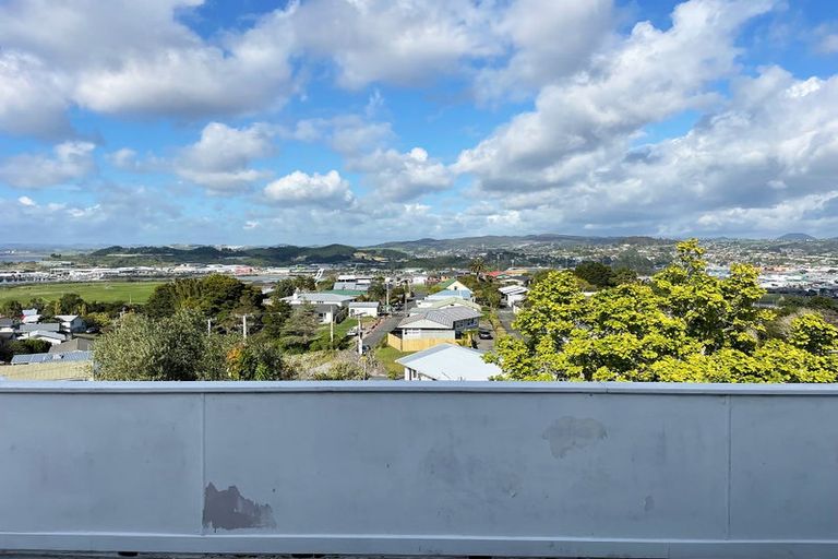 Photo of property in 44 Memorial Drive, Parahaki, Whangarei, 0112