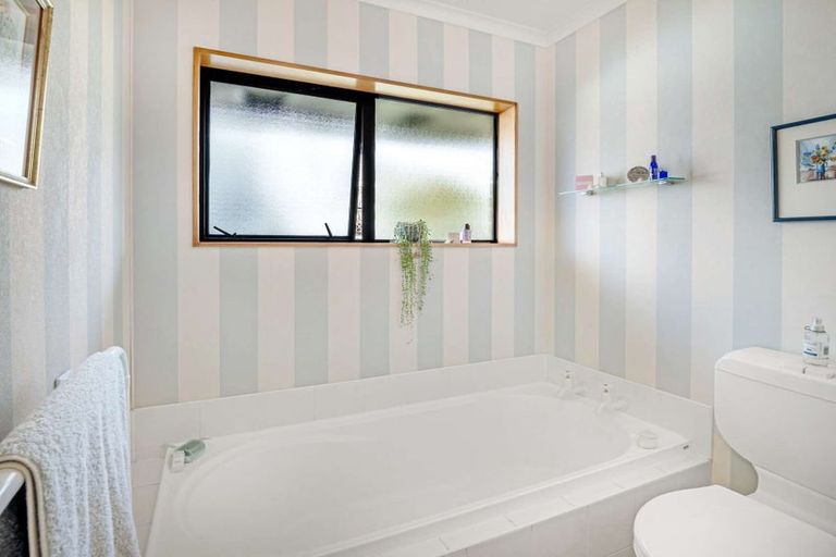 Photo of property in 27a Collingwood Street, Hokowhitu, Palmerston North, 4410