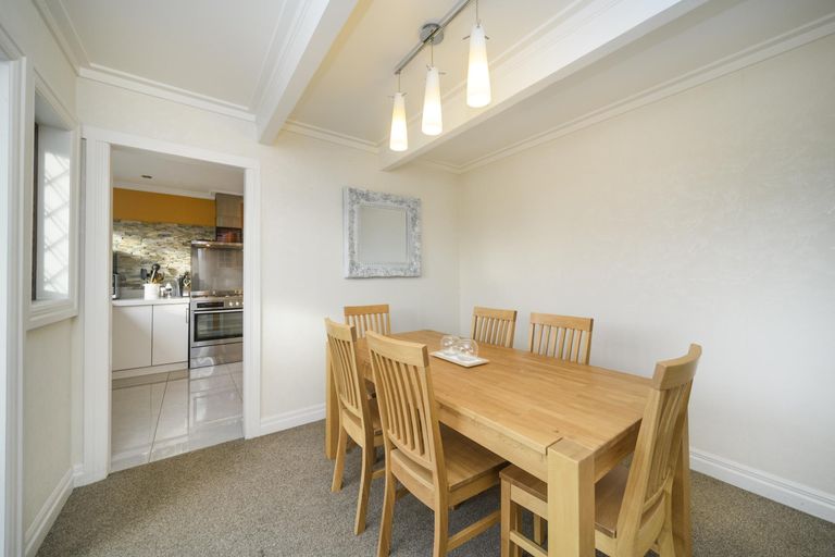 Photo of property in 23 Ngaio Street, West End, Palmerston North, 4412