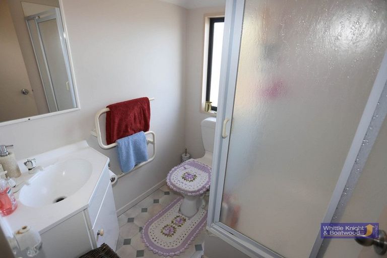 Photo of property in 3/90 Picton Avenue, Riccarton, Christchurch, 8011