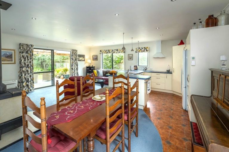 Photo of property in 30 Jellicoe Street, Greytown, 5712