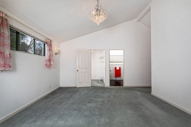 Photo of property in 55b Nui Mana Place, Te Atatu South, Auckland, 0610