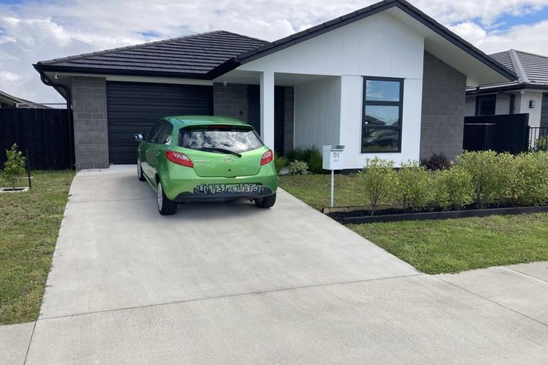 Photo of property in 51 Hills View Drive, Papamoa, 3118