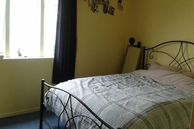 Photo of property in 10 Colombo Street, Hokowhitu, Palmerston North, 4410
