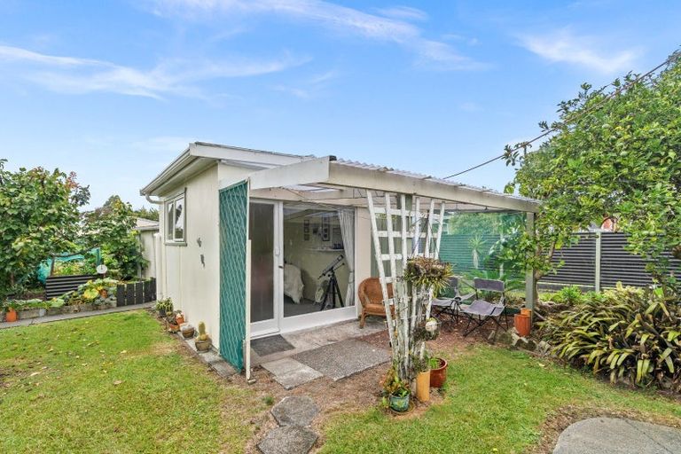 Photo of property in 11 Thompson Place, Tikipunga, Whangarei, 0112