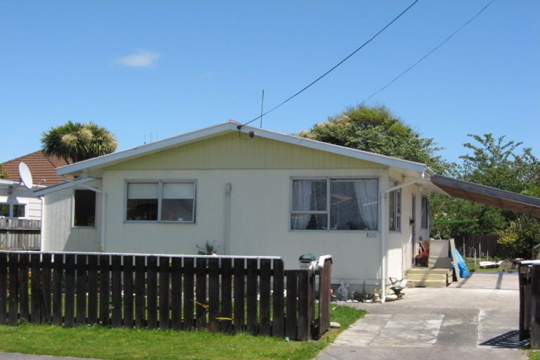 Photo of property in 136 Romilly Street, Westport, 7825