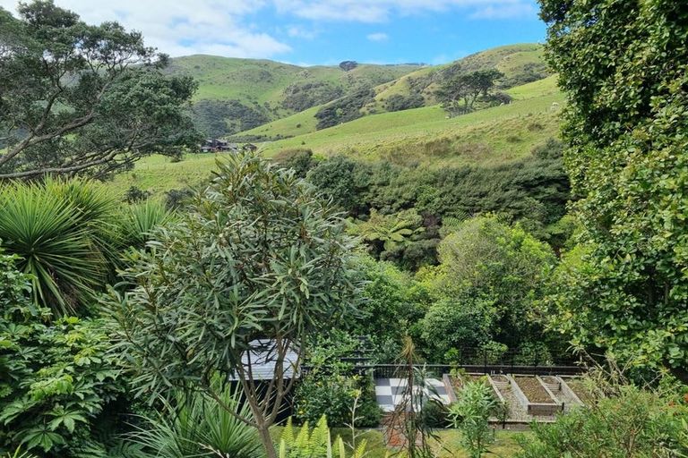 Photo of property in 98 Muri Road, Pukerua Bay, 5026