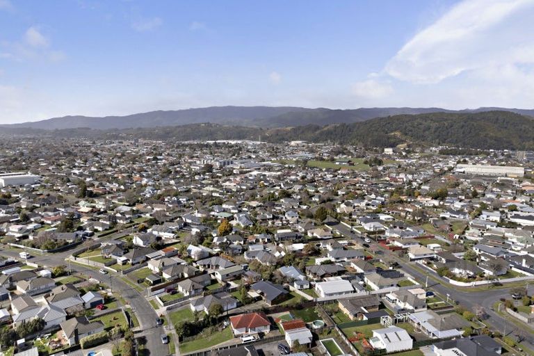 Photo of property in 21 Sheridan Crescent, Trentham, Upper Hutt, 5018