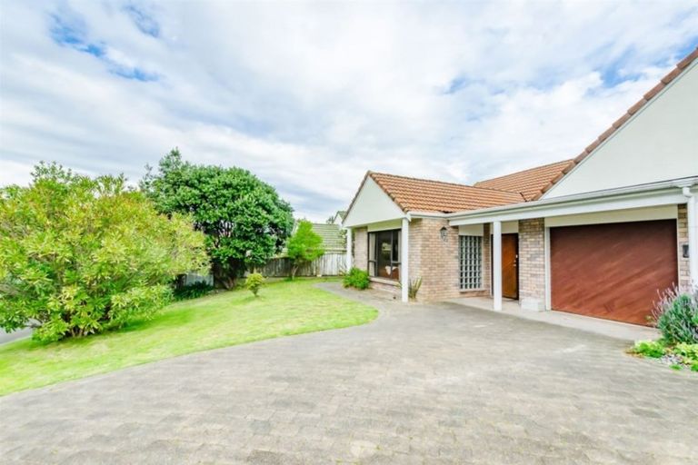 Photo of property in 4 Manly Garden, Paraparaumu Beach, Paraparaumu, 5032