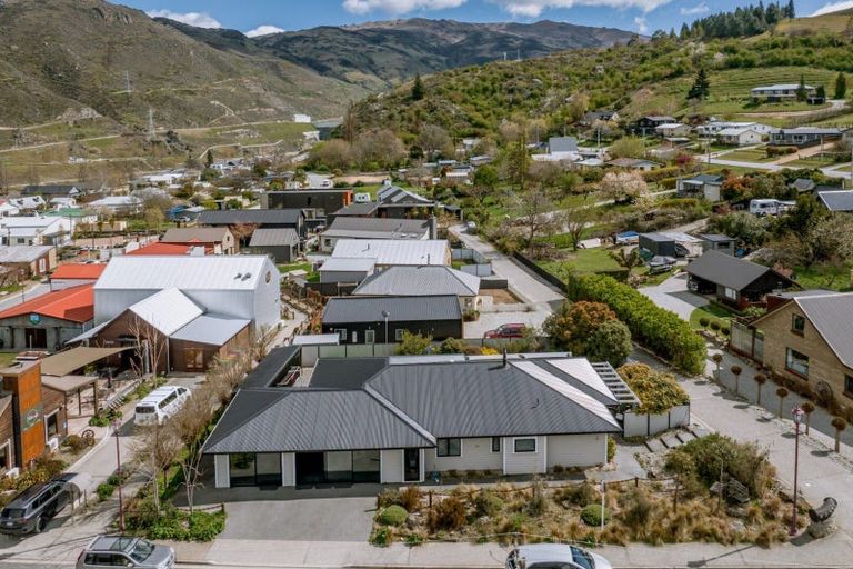 Photo of property in 8a Naylor Street, Clyde, 9330