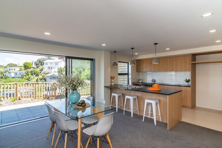 Photo of property in 20/104u Maupuia Road, Maupuia, Wellington, 6022