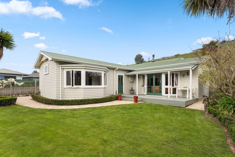 Photo of property in 122 Lord Rutherford Road South, Brightwater, 7022