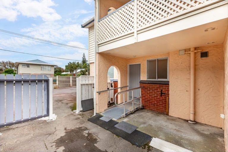 Photo of property in 1/16 Tama Street, Alicetown, Lower Hutt, 5010