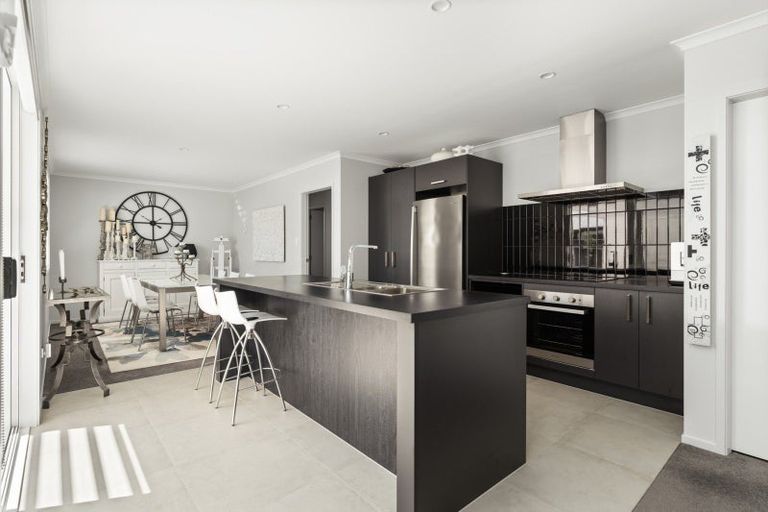 Photo of property in 301 Lakes Boulevard, Pyes Pa, Tauranga, 3112