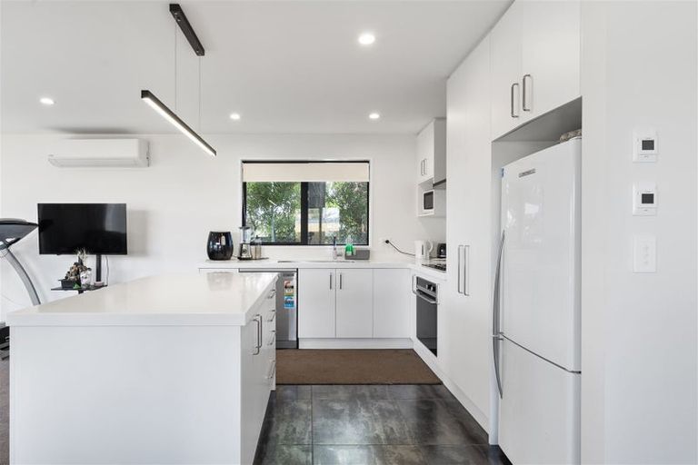 Photo of property in 144 Linwood Avenue, Linwood, Christchurch, 8011