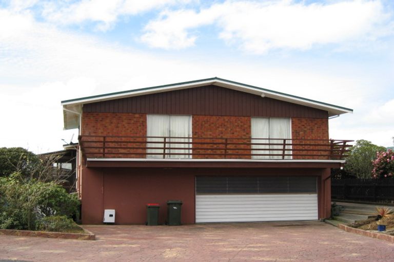 Photo of property in 12 Montjoy Street, Stratford, 4332