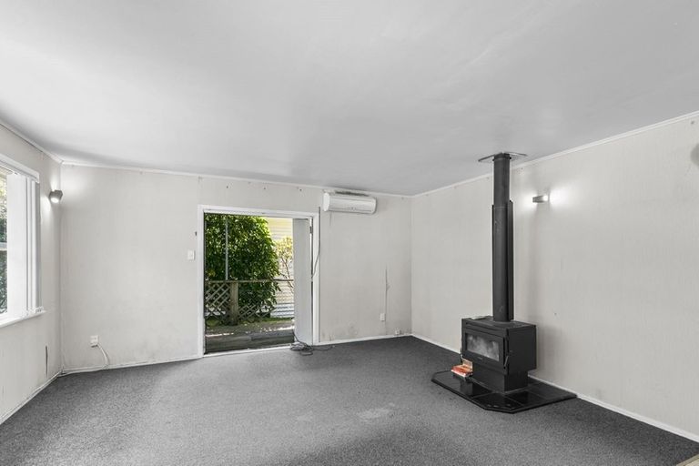 Photo of property in 19 Sunny Grove, Wainuiomata, Lower Hutt, 5014