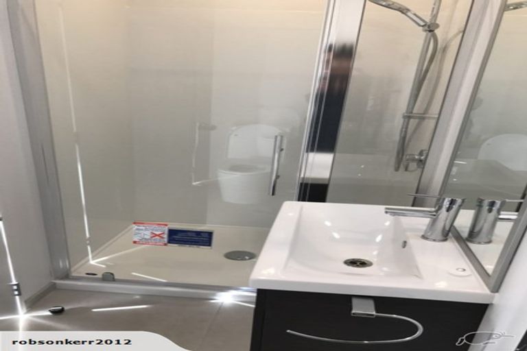 Photo of property in 15 Lieutenant Lane, Papakura, 2110