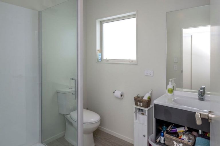 Photo of property in 111 Strathnaver Drive, Waikawa Beach, Levin, 5573