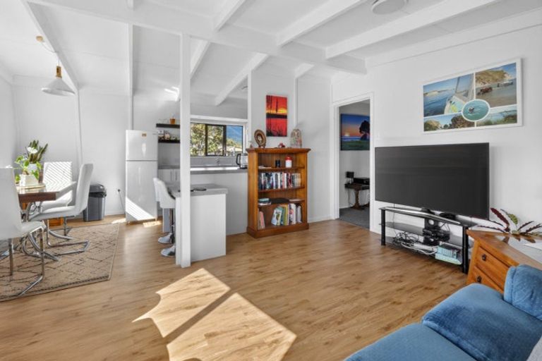 Photo of property in 2/2 Nikau Street, Stoke, Nelson, 7011