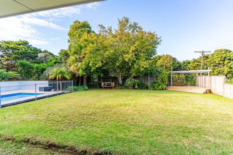 Photo of property in 2 Memorial Drive, Parahaki, Whangarei, 0112