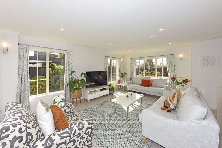 Photo of property in 9 Strathmore Gardens, Burwood, Christchurch, 8061