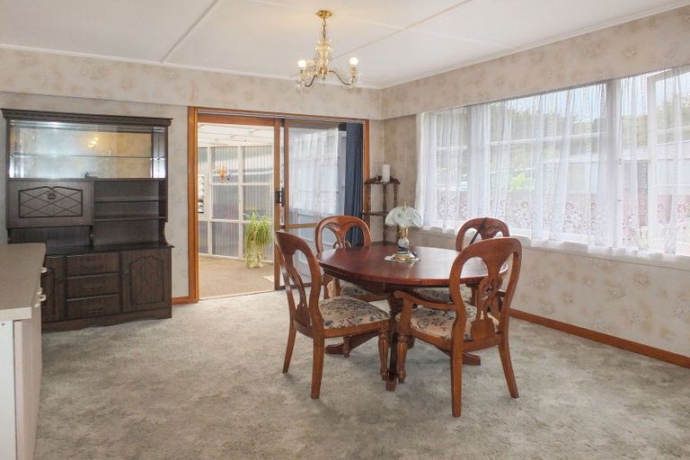 Photo of property in 18 Hulke Street, Foxton, 4814