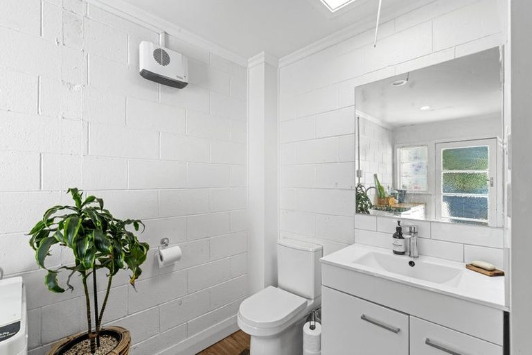 Photo of property in 131 Bath Street, Levin, 5510