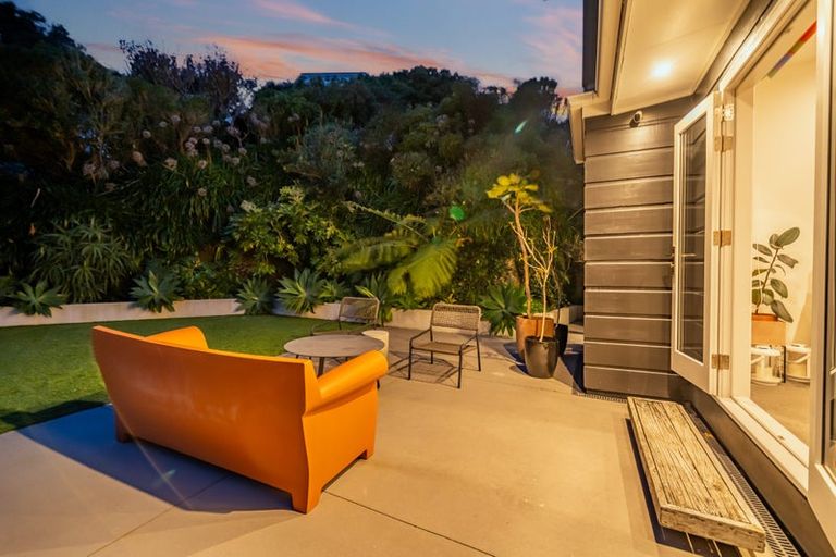 Photo of property in 42 Lohia Street, Khandallah, Wellington, 6035