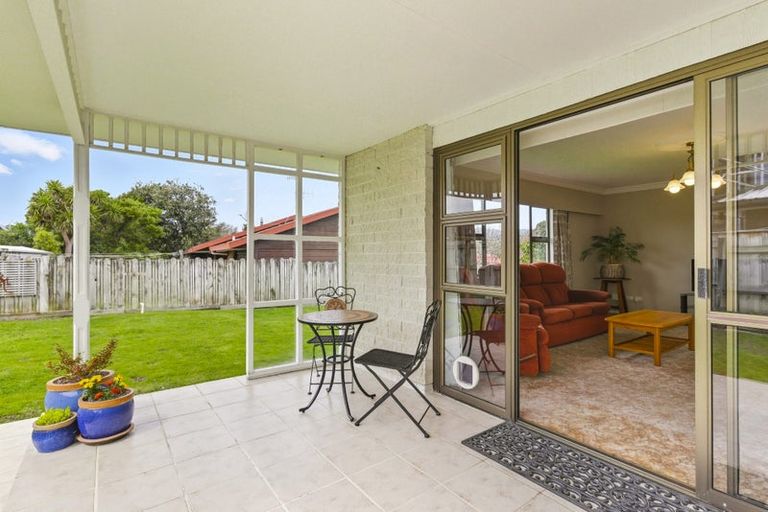 Photo of property in 11 The Avenue, Paraparaumu Beach, Paraparaumu, 5032