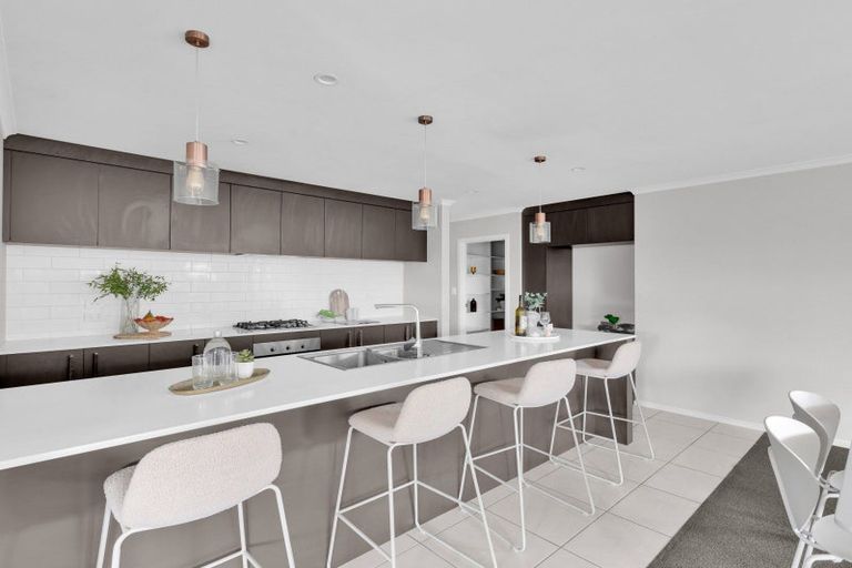 Photo of property in 15 Faber Place, Rototuna North, Hamilton, 3210