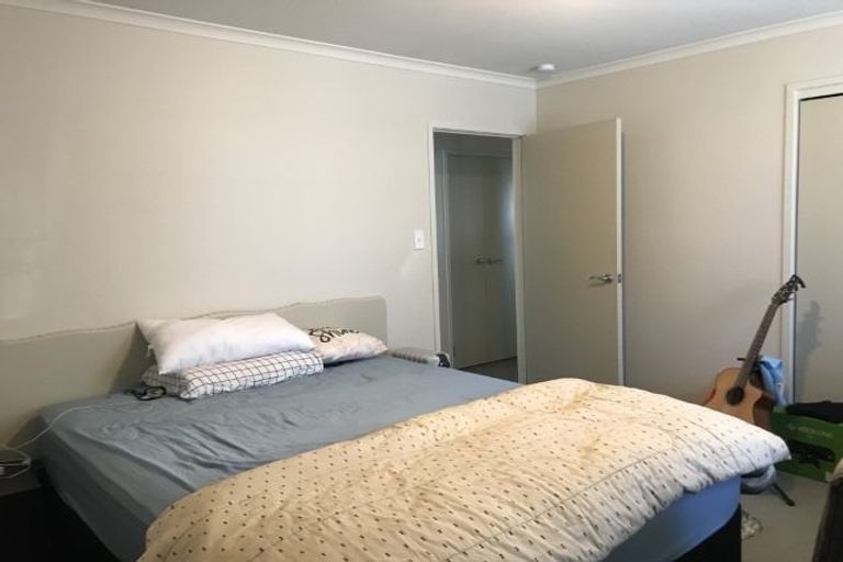 Photo of property in 17a Karaka Street, Merrilands, New Plymouth, 4312