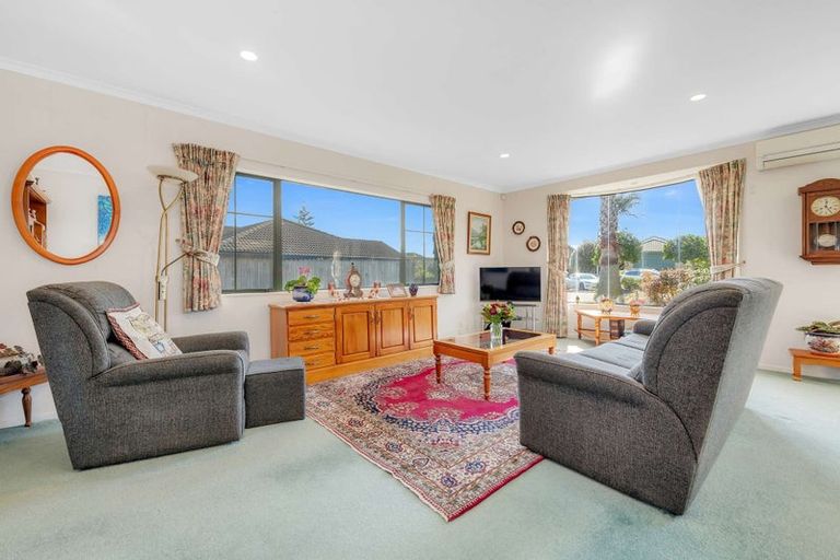 Photo of property in 19 Limerick Place, Dannemora, Auckland, 2016