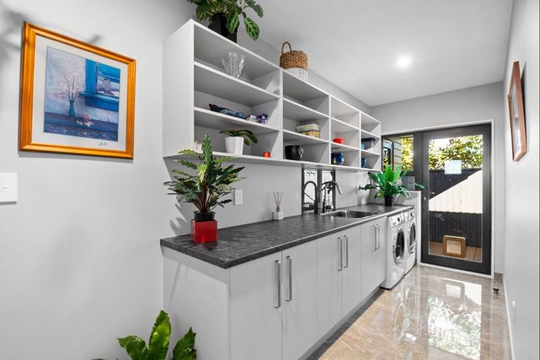 Photo of property in 5 Guinea Drive, Prebbleton, 7604