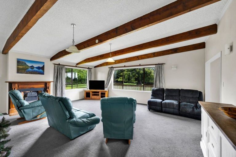 Photo of property in 3872 Mountain Road, Stratford, 4391