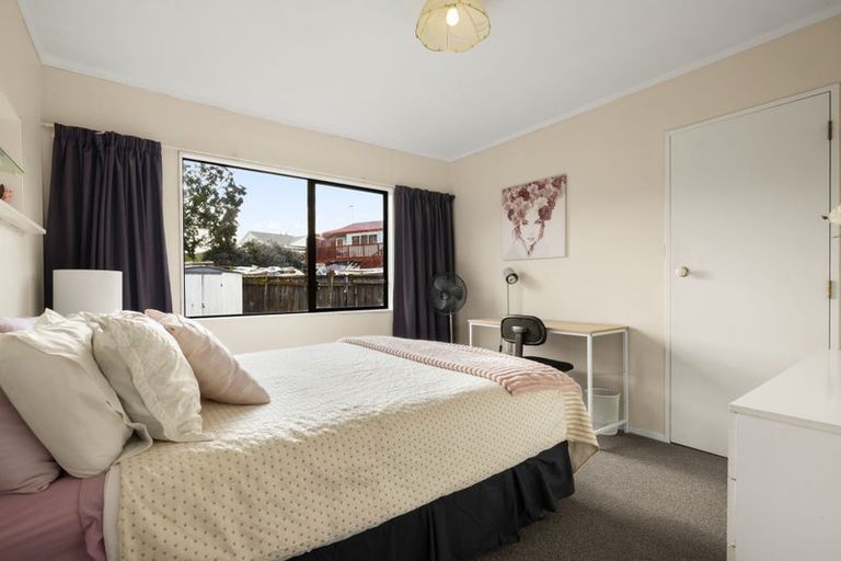 Photo of property in 20 Essendon Court, Glenview, Hamilton, 3206