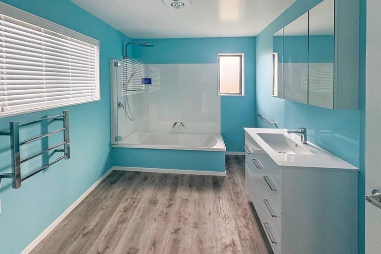 Photo of property in 10 Sandown Avenue, Himatangi Beach, Foxton, 4891