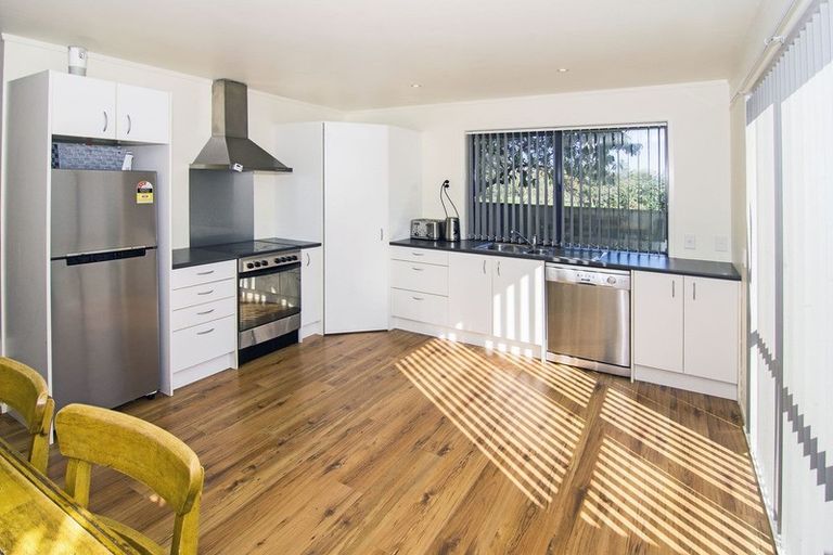Photo of property in 85b Oxford Street, Lansdowne, Masterton, 5810