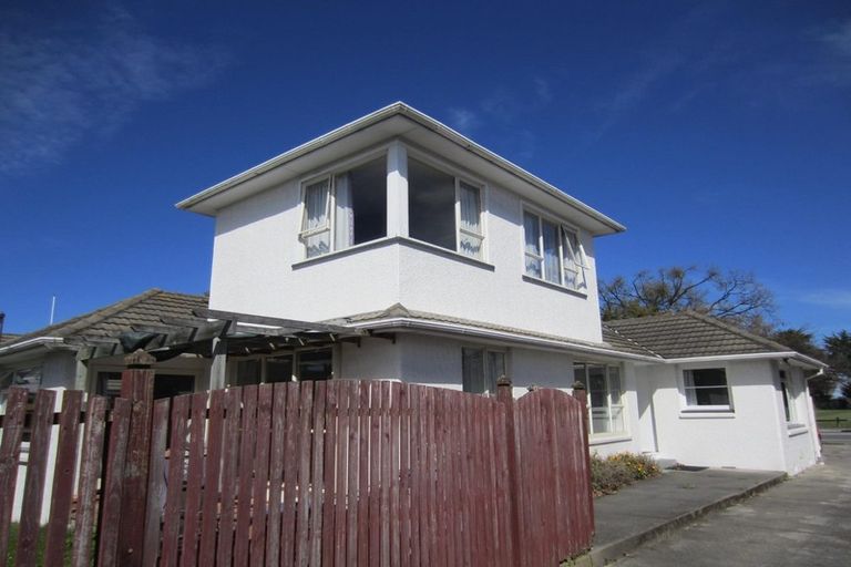 Photo of property in 70 Sawyers Arms Road, Northcote, Christchurch, 8052
