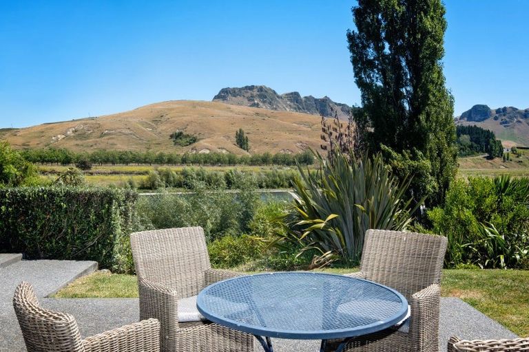 Photo of property in Gatehouse And River Room., 1308c Tuki Tuki Road, Tuki Tuki, Havelock North, 4294