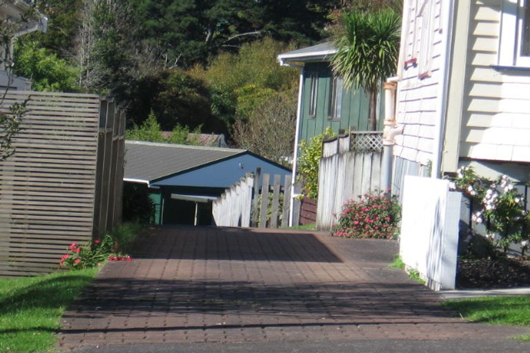 Photo of property in 23 Brandon Road, Glen Eden, Auckland, 0602