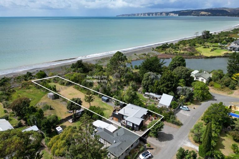 Photo of property in 27 Gaskin Place, Haumoana, 4102