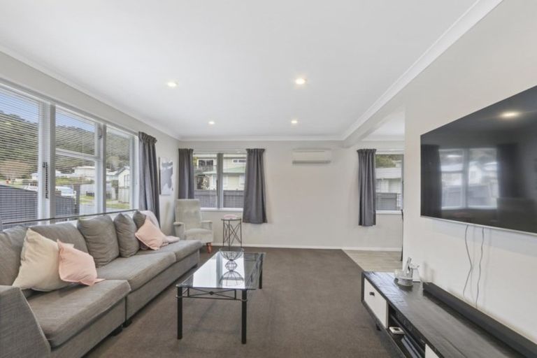 Photo of property in 3 Manurewa Grove, Wainuiomata, Lower Hutt, 5014