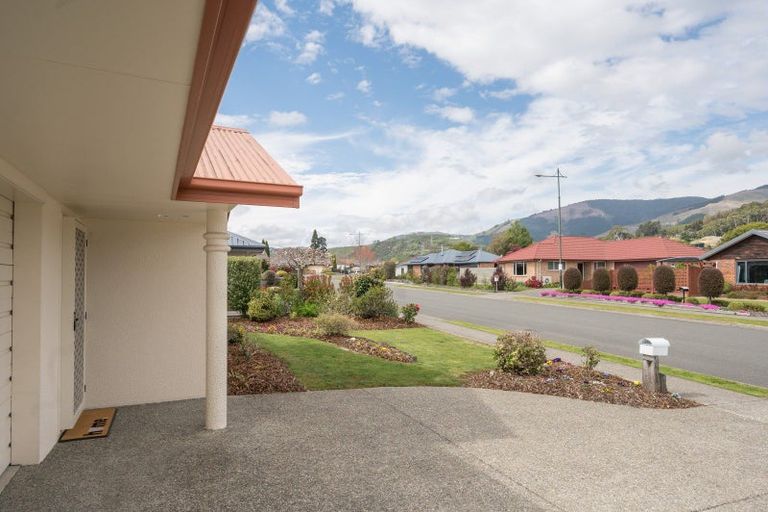 Photo of property in 17 Covent Drive, Stoke, Nelson, 7011