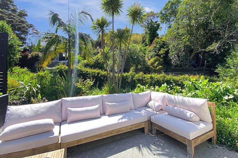 Photo of property in 1/13 Kororo Street, Northcote, Auckland, 0627