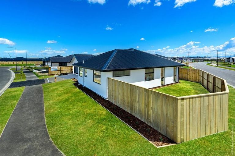 Photo of property in 28 Monarch Drive, Rolleston, 7614