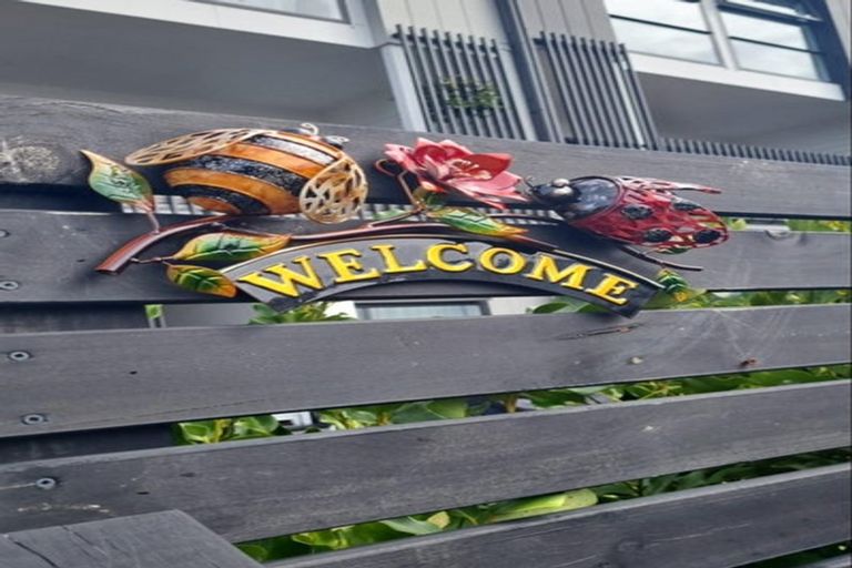 Photo of property in 10 Raranga Lane, Hobsonville, Auckland, 0616