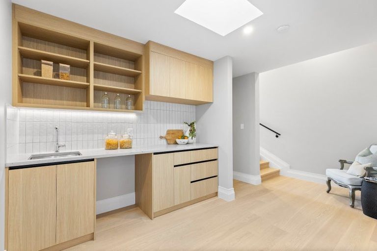 Photo of property in 36 Ara Hills Drive, Wainui, Silverdale, 0992