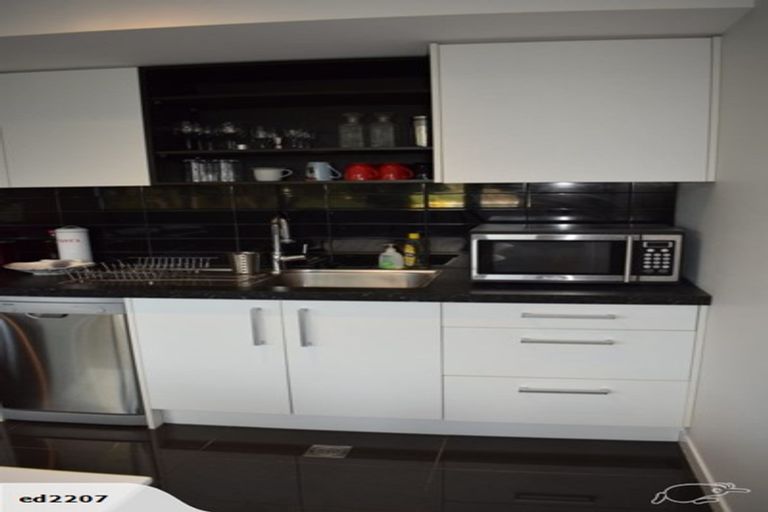 Photo of property in Nouvo Apartments, 21 Rugby Street, Mount Cook, Wellington, 6021