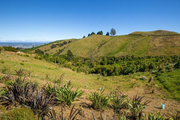 Photo of property in 32 Huntaway Close, Stoke, Nelson, 7011